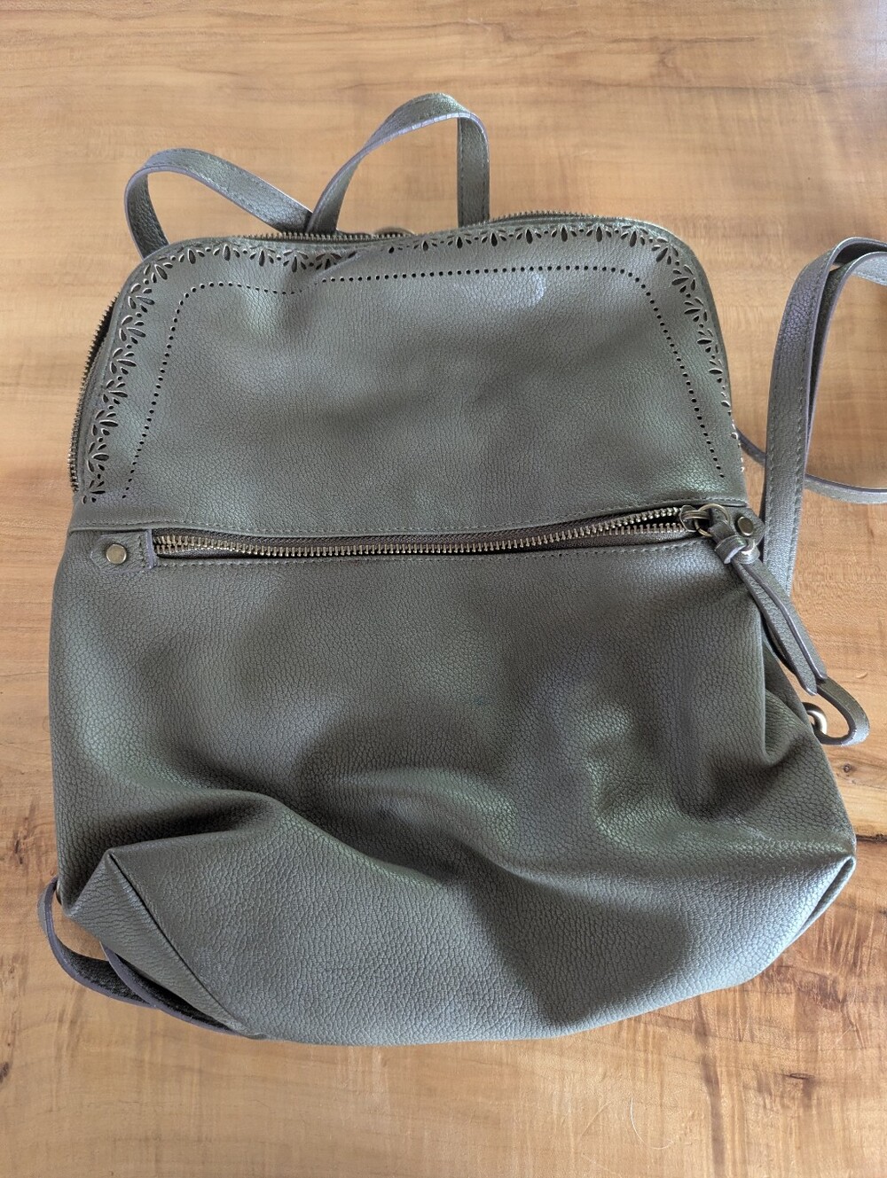 Women's Olive Green Faux Leather Backpack - Sleek Everyday Carry